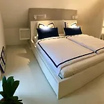 Appartement Moorblick! Grosse Dachwohnung Mit Kamin Und Sauna *